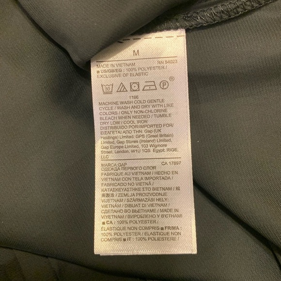 GAP Tie Front Ruffle‎ Top in Zen True Black - Picture 8 of 8